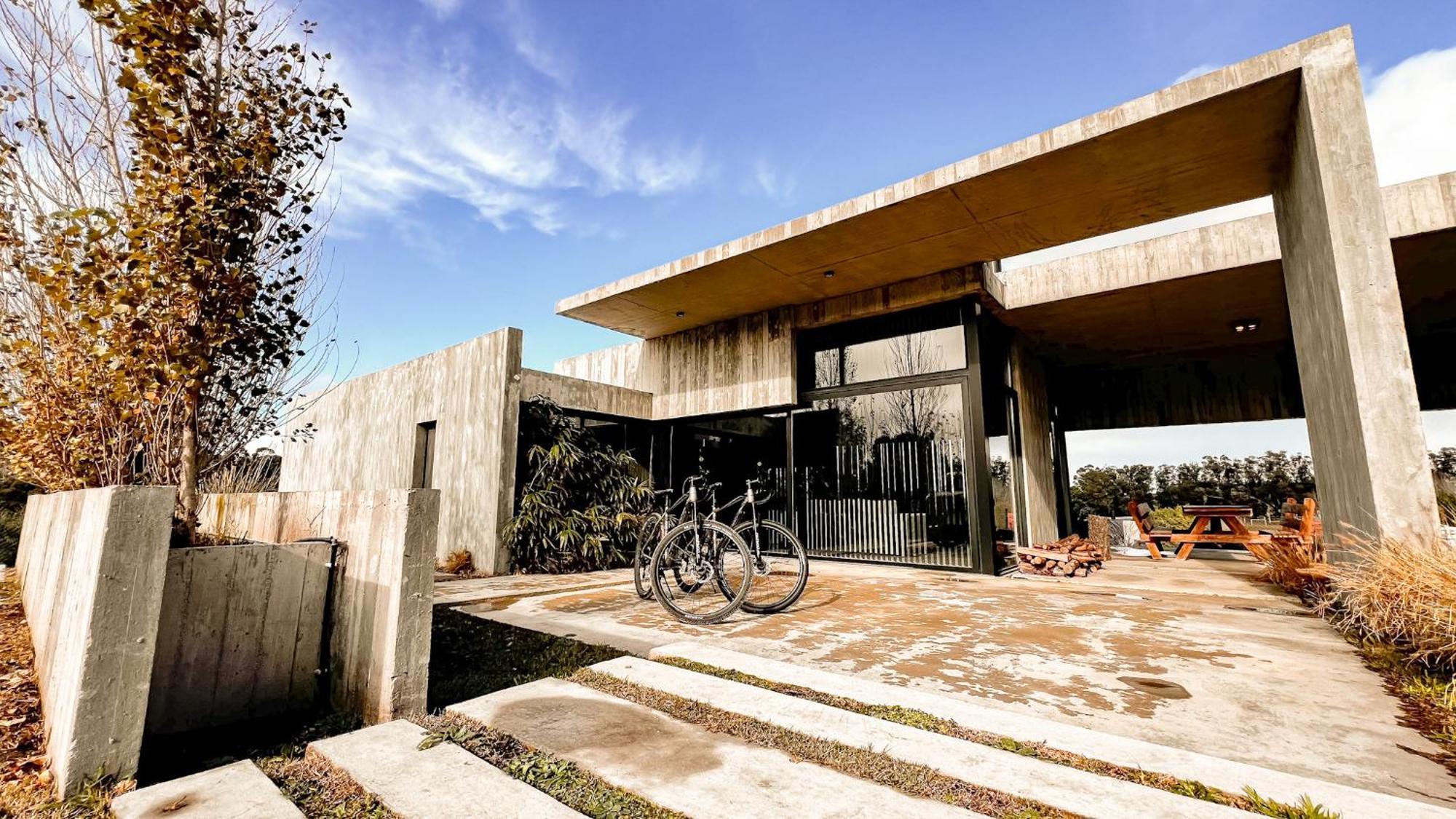 Casa Joaquin I Casa De Diseno En Chapa Barrio Privado I Hola Sur Mar del Plata